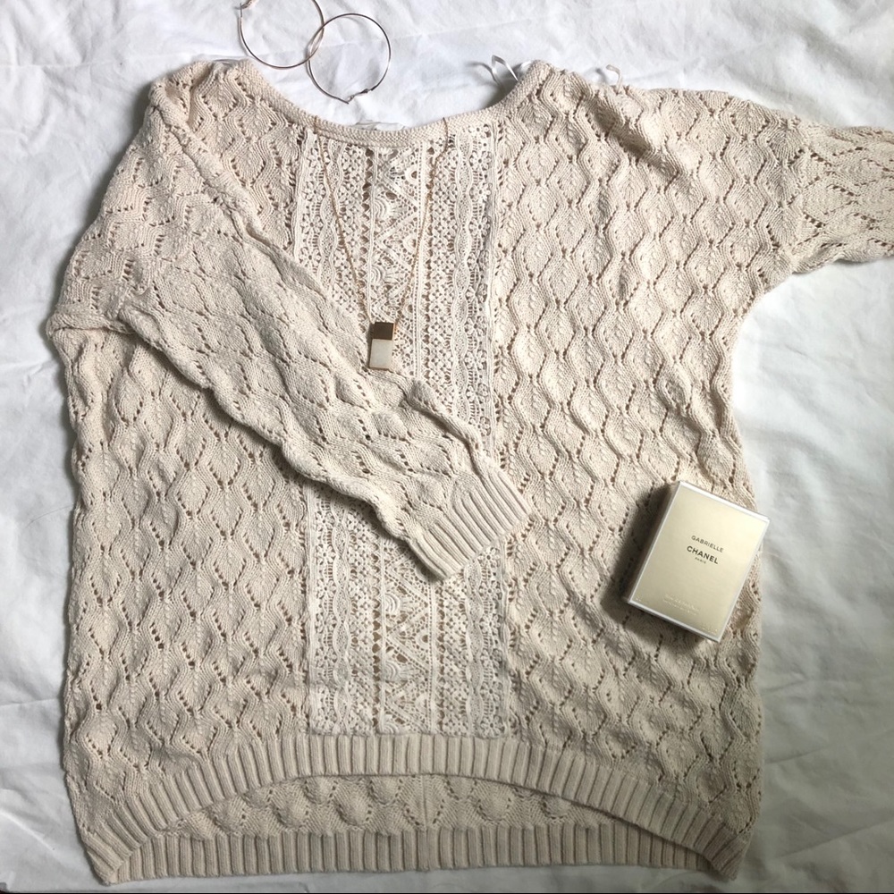 NEW KNITTED CREAM SWEATER LACY